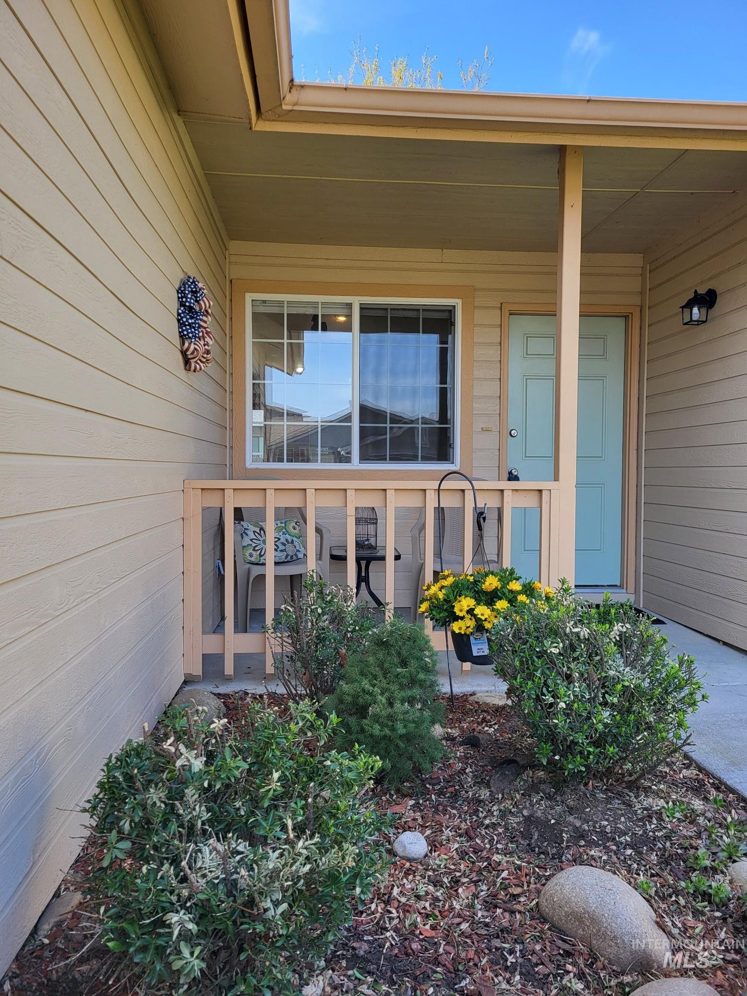 9409 W Wakefield Ct. Property Photo 2