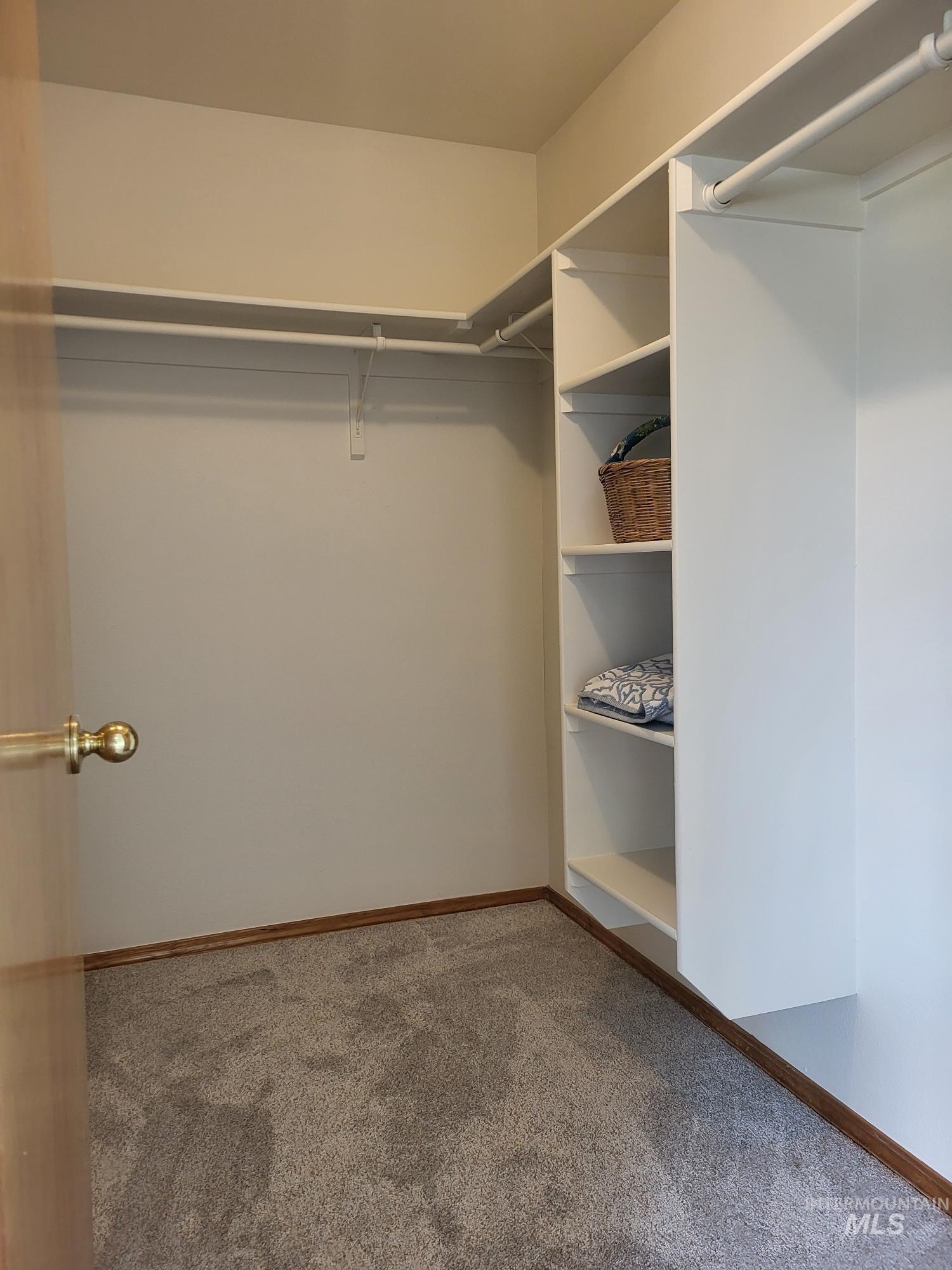 9409 W Wakefield Ct. Property Photo 18