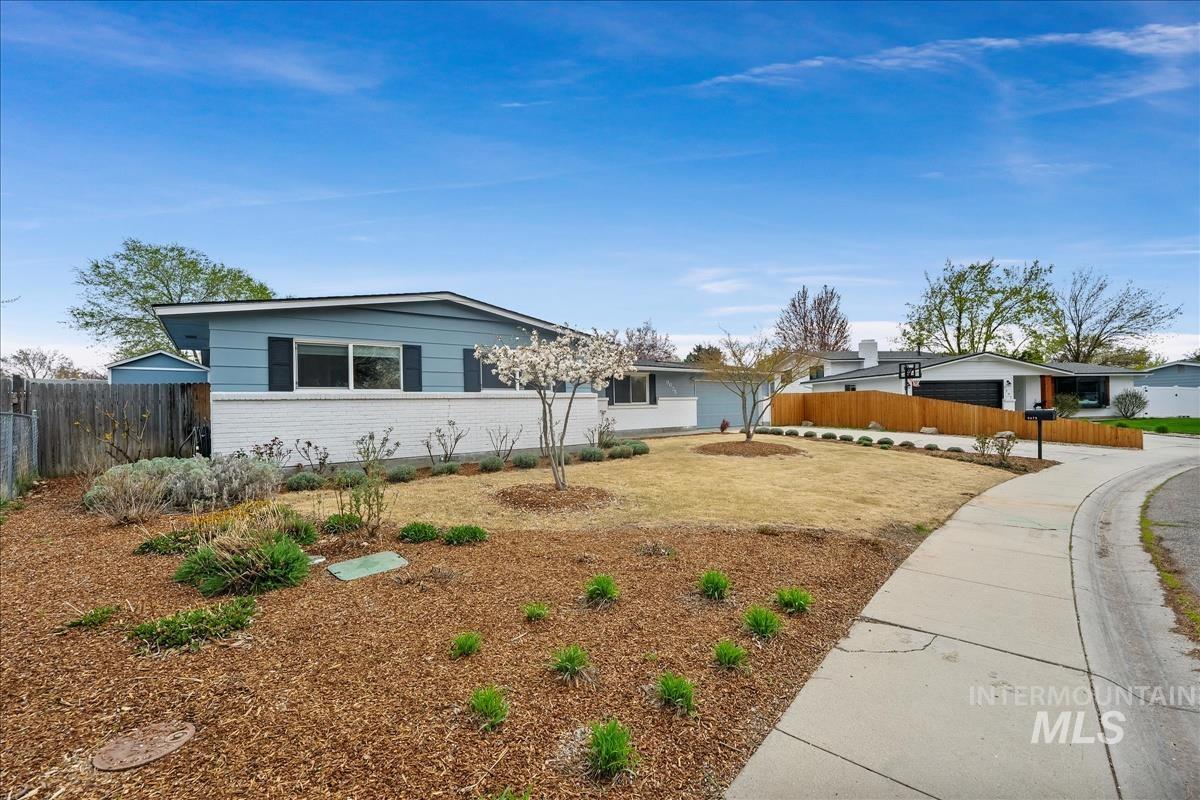 9675 W Caraway Dr. Property Photo 19
