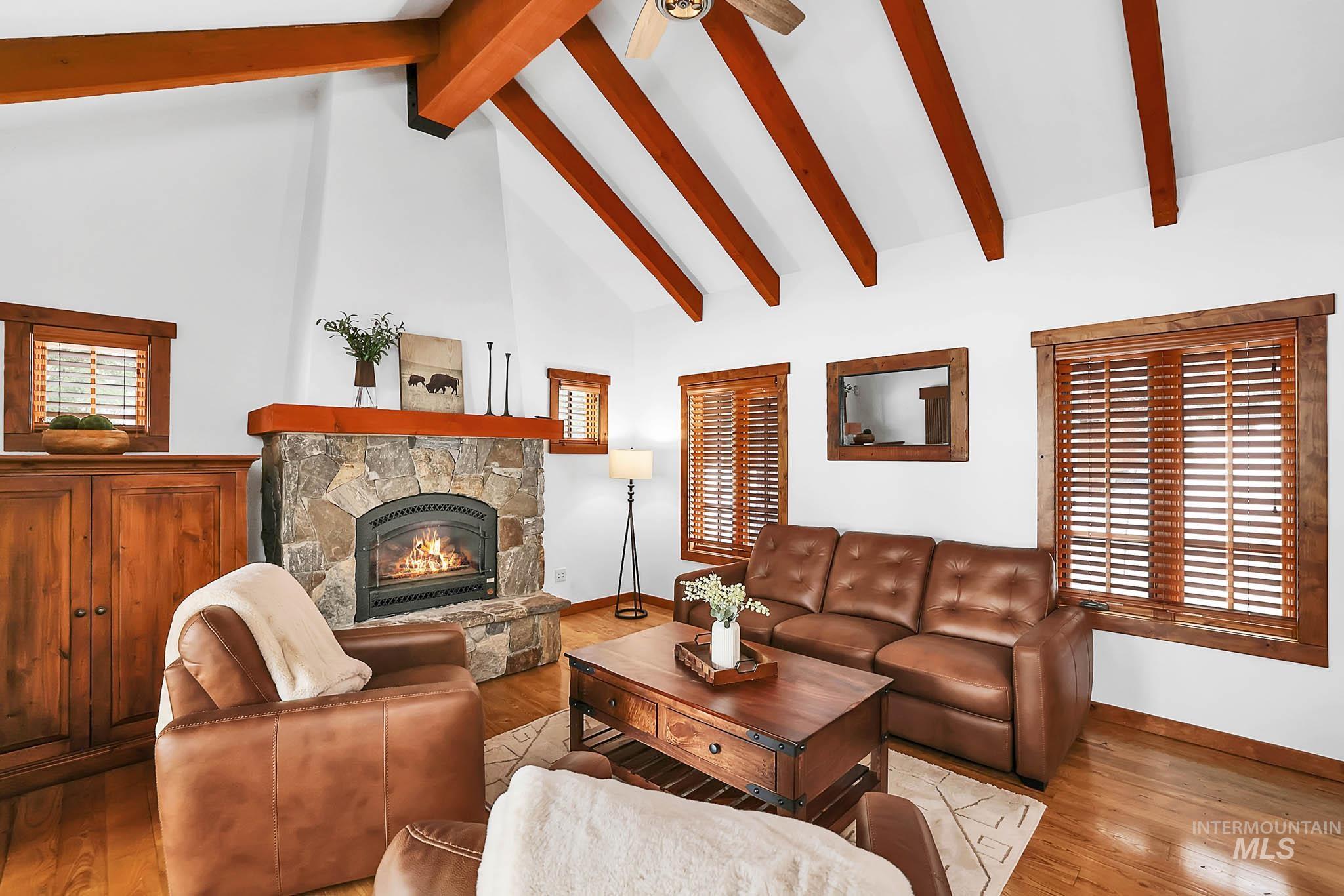 9 Rock Creek Ct Property Photo