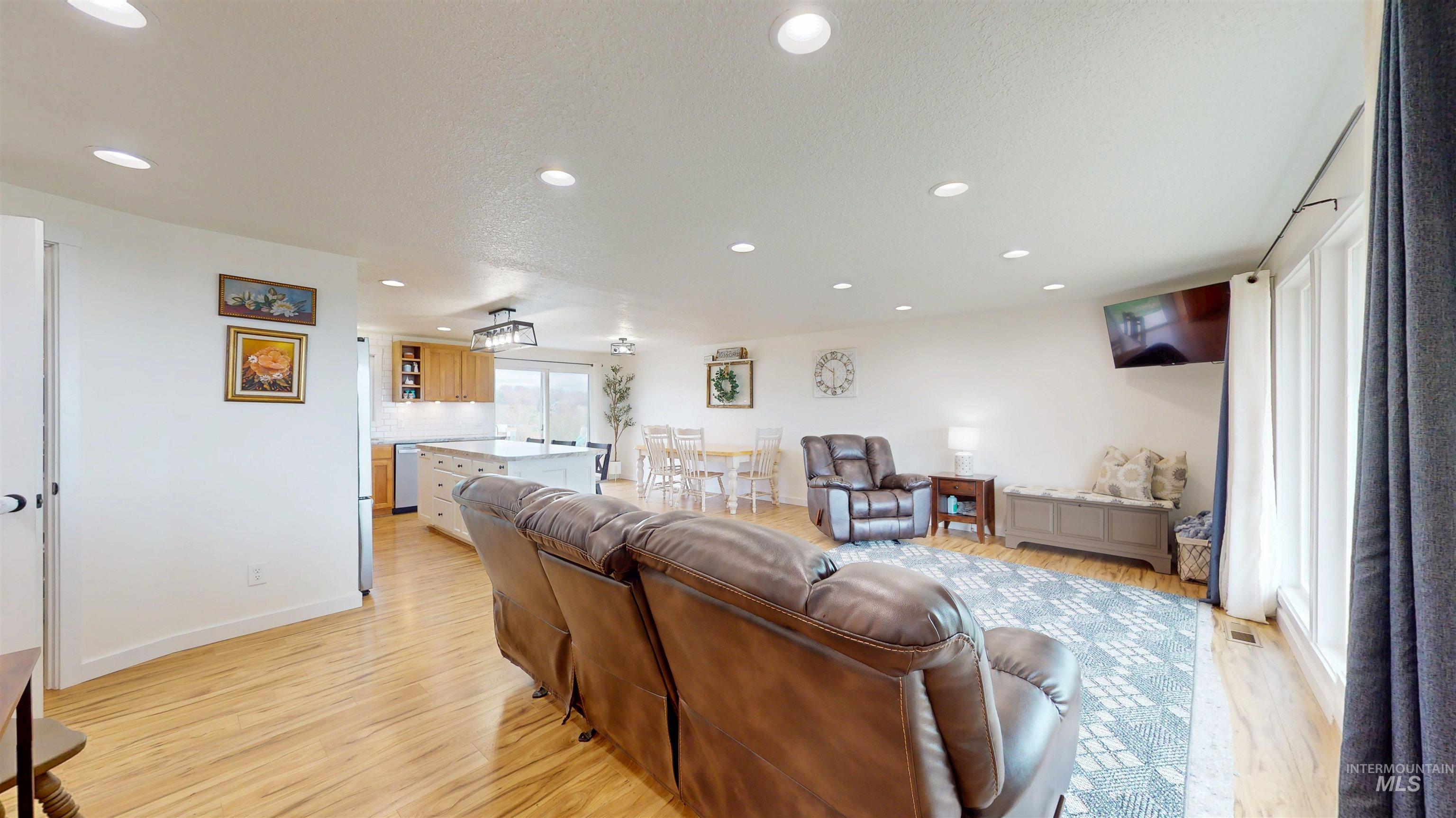 4335 Canyon View Ln Property Photo 12