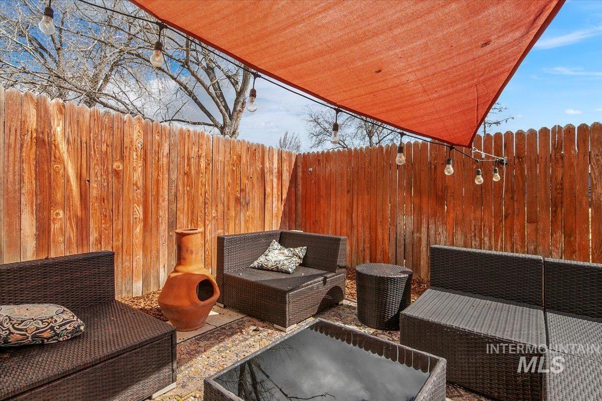 1821 Topaz Ct Property Photo 25
