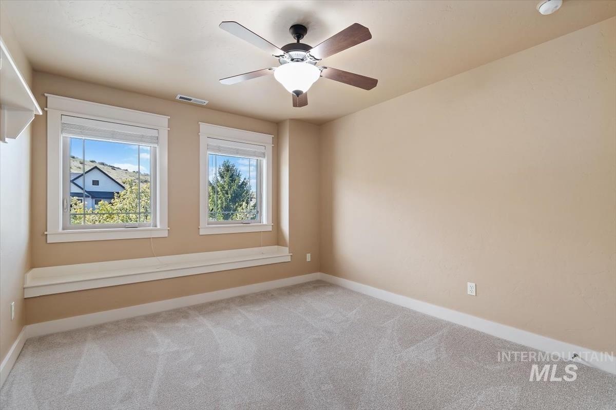 11872 N Humphreys Pl Property Photo 29