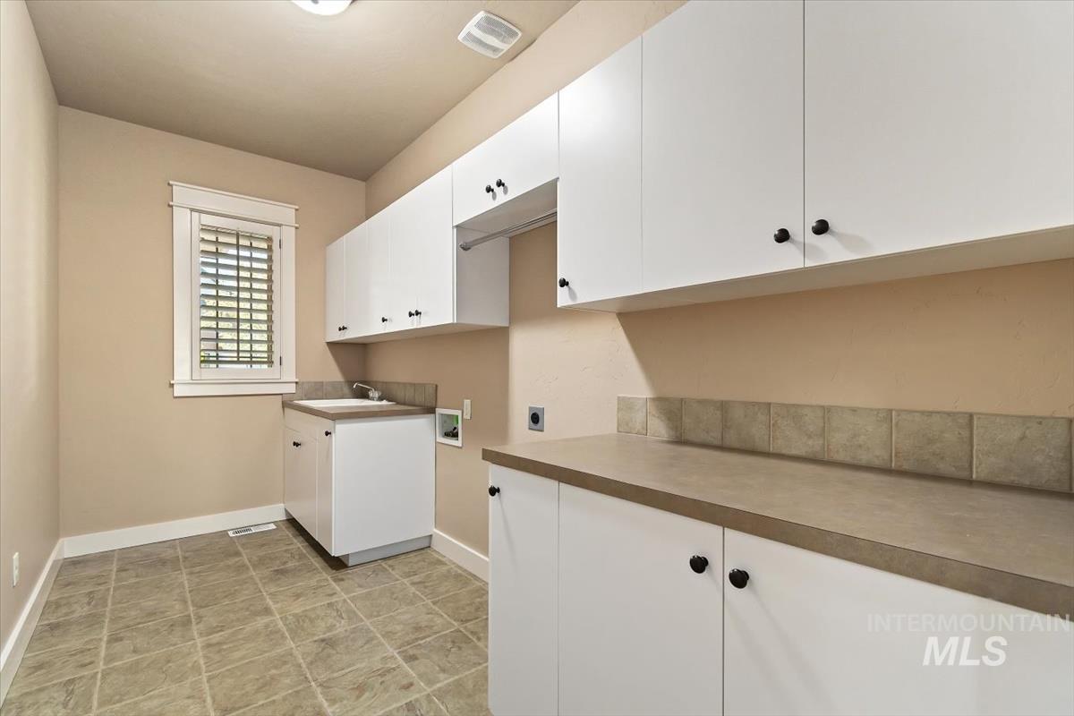 11872 N Humphreys Pl Property Photo 31
