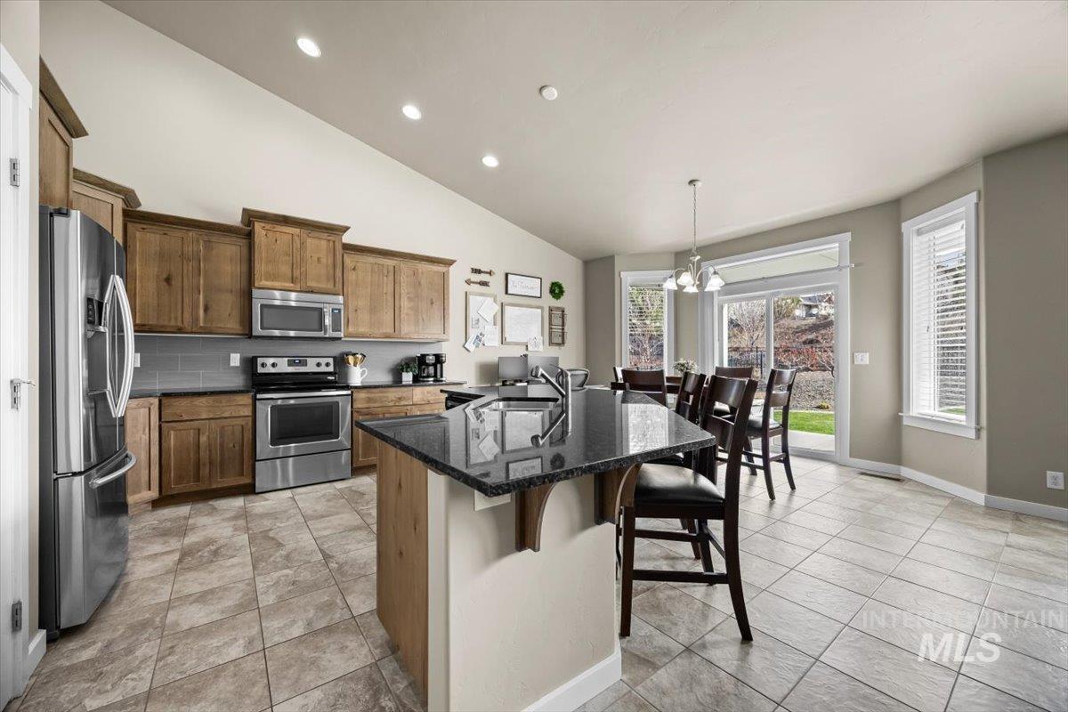 18040 N Streams Edge Way Property Photo 18