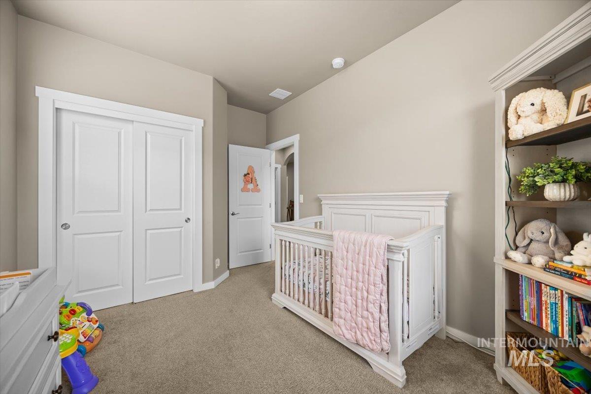 18040 N Streams Edge Way Property Photo 34