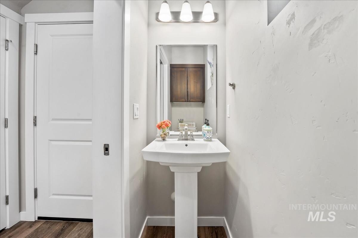 4084 E Esperanto St Property Photo 15