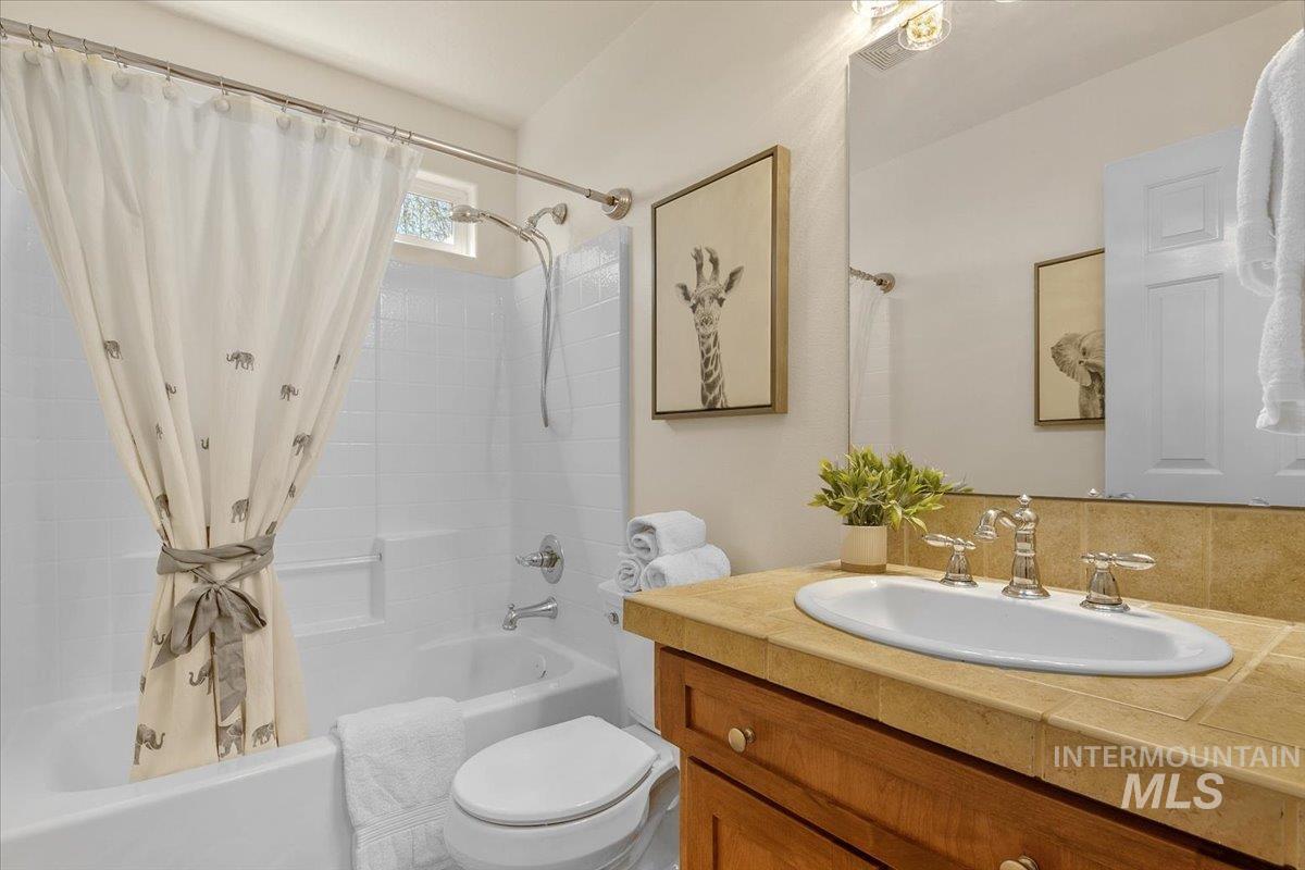 1621 E Pegram St Property Photo 22