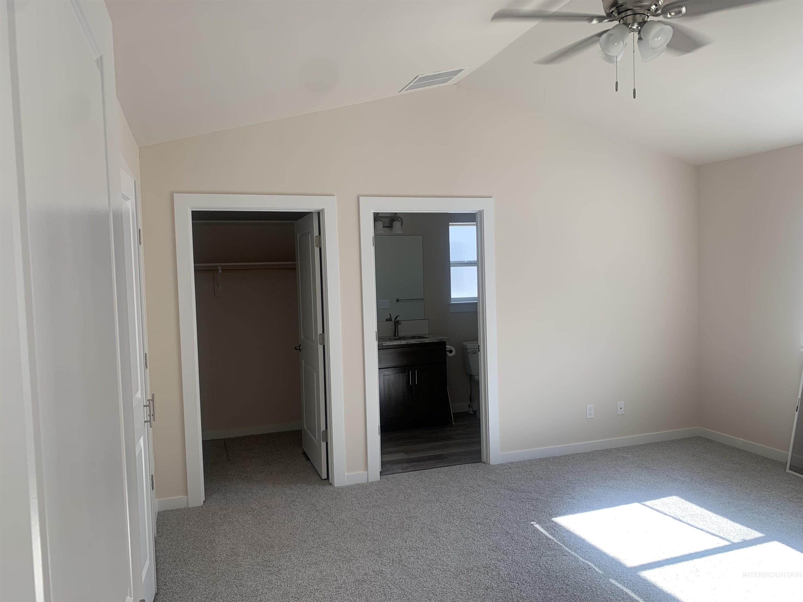 9585 W Sussex Property Photo 6
