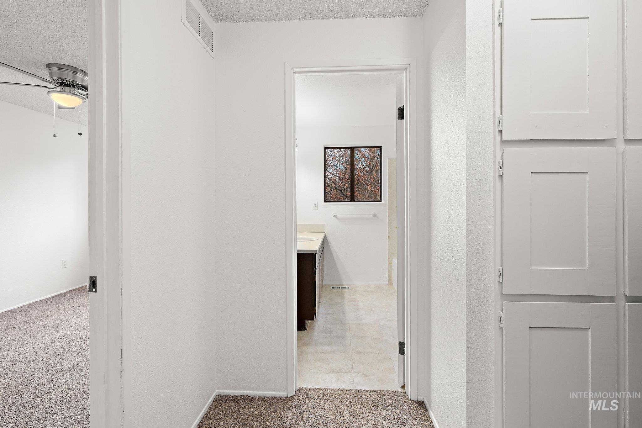 4829 S Chinook Ave Property Photo 36
