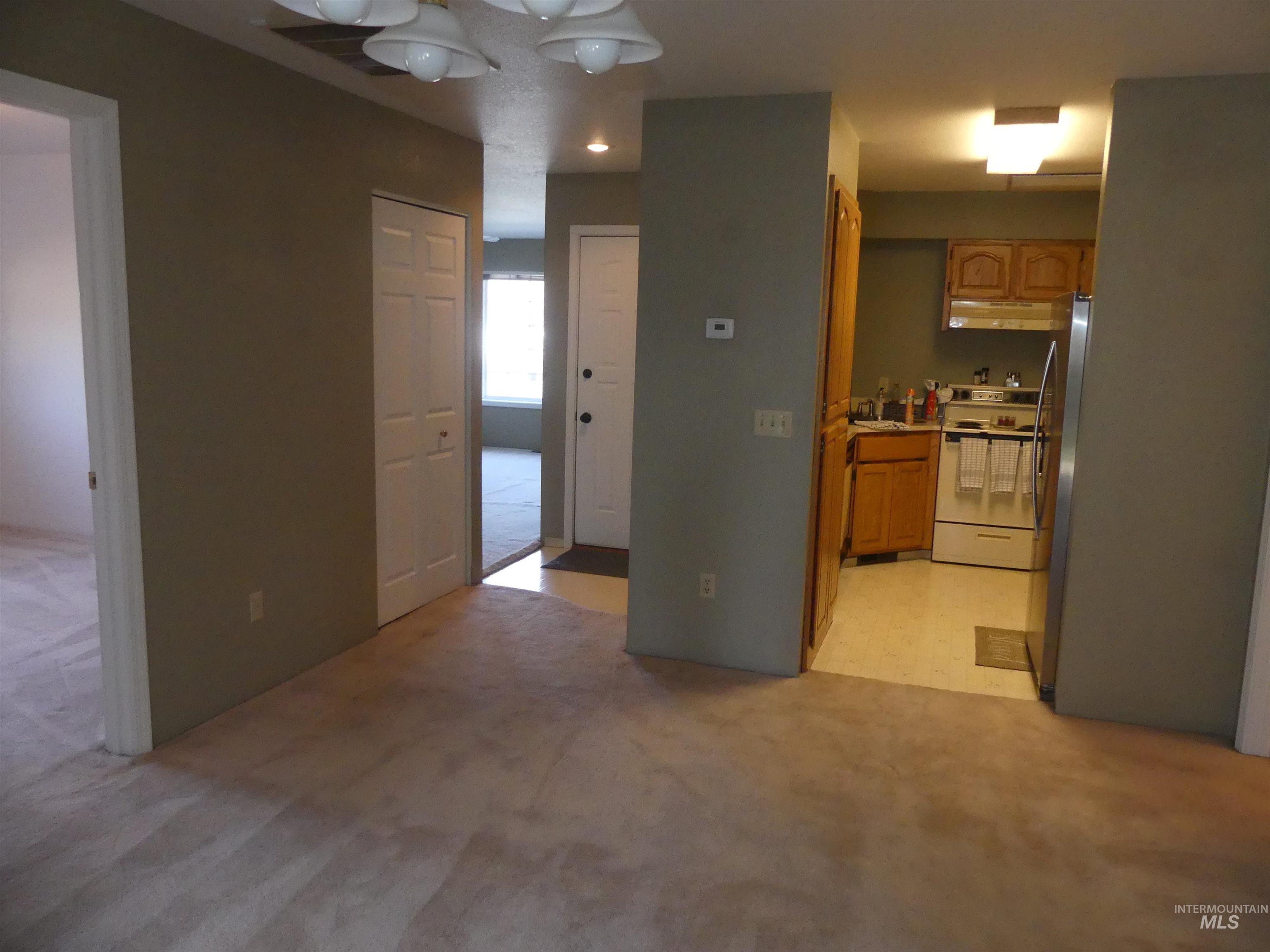 3213 5th St Property Photo 11