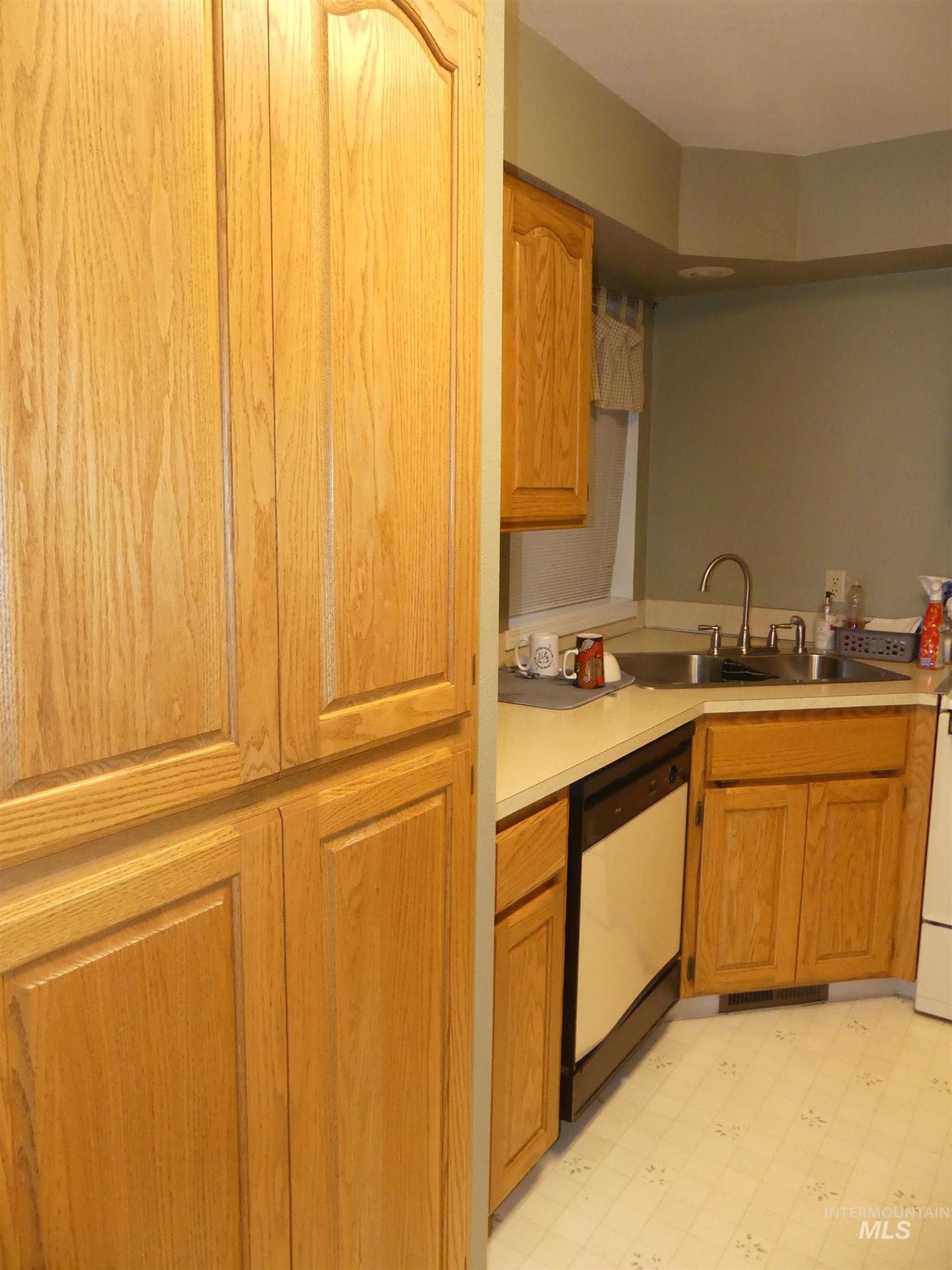 3213 5th St Property Photo 14