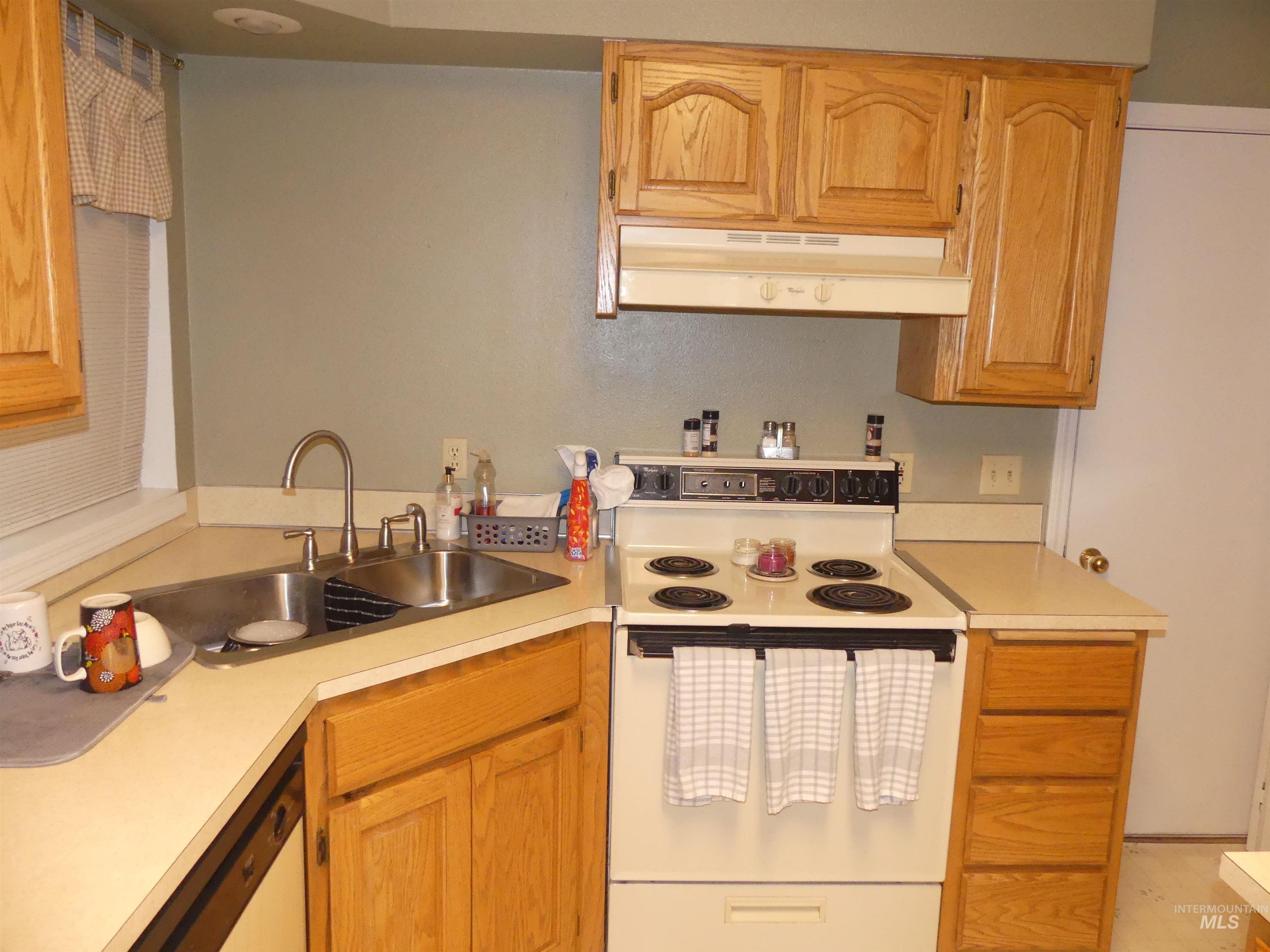 3213 5th St Property Photo 16