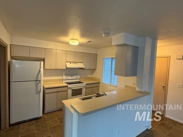 553 S Workland Ln Apt 201 Property Photo 3
