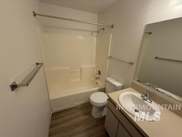 553 S Workland Ln Apt 201 Property Photo 6