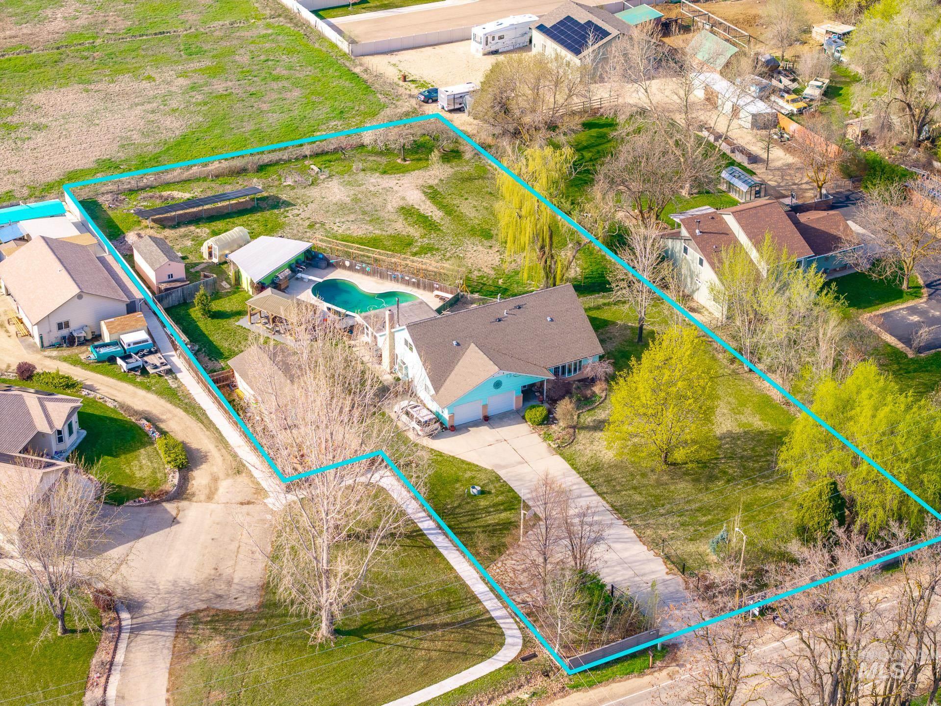 10771 W Amity Road Property Photo 5