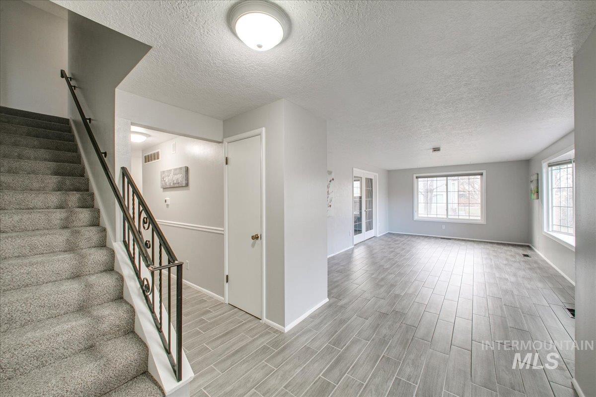 10771 W Amity Road Property Photo 25