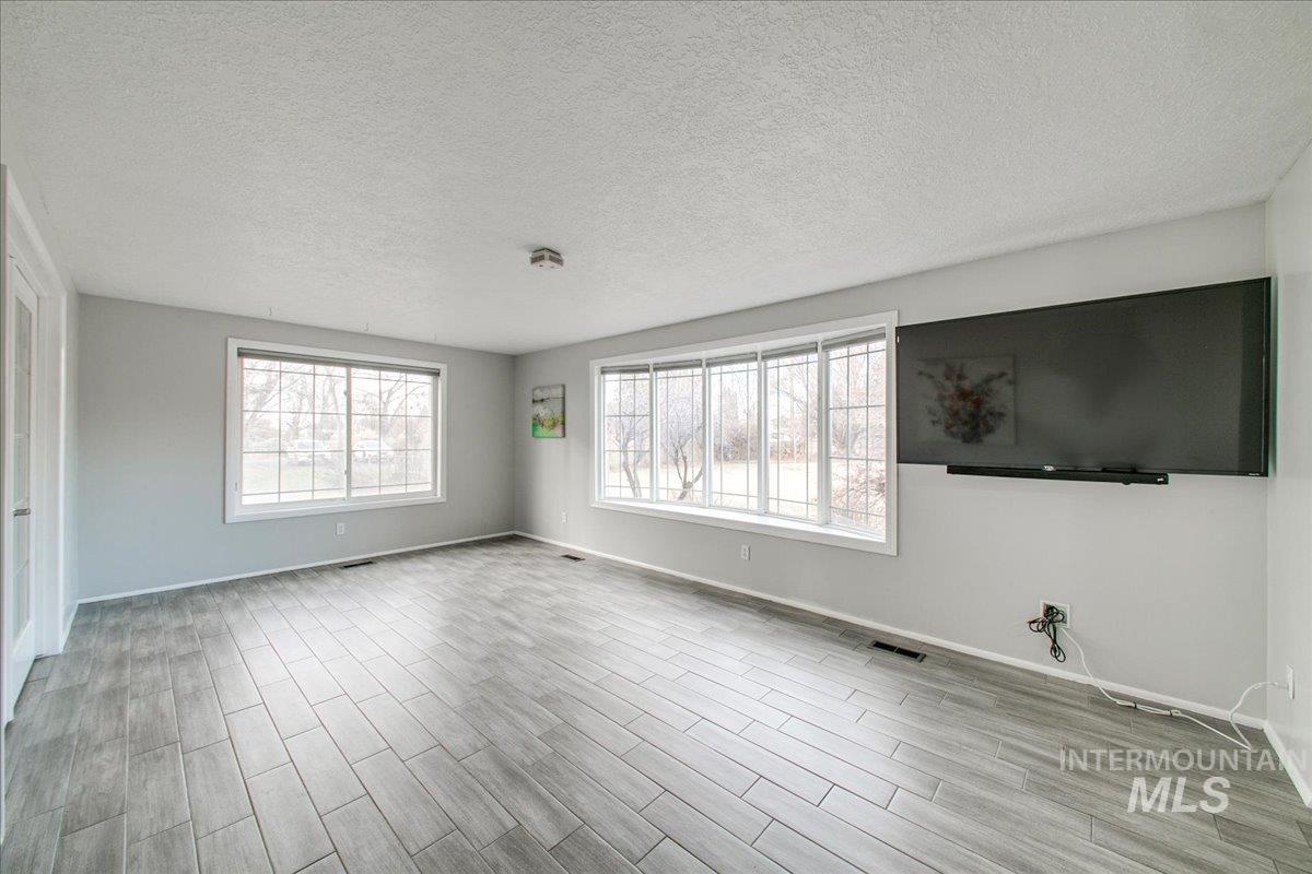 10771 W Amity Road Property Photo 27