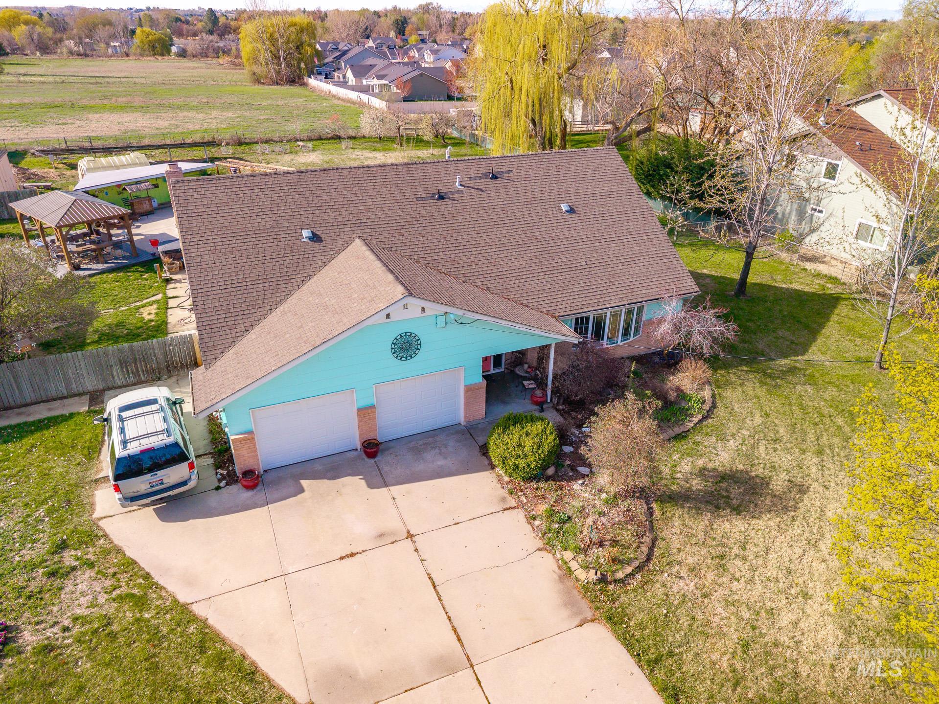 10771 W Amity Road Property Photo 33