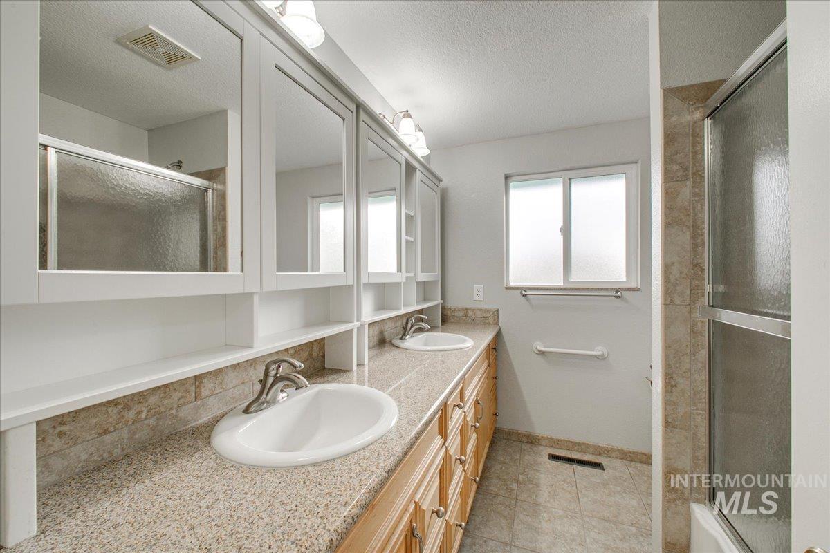 10771 W Amity Road Property Photo 36
