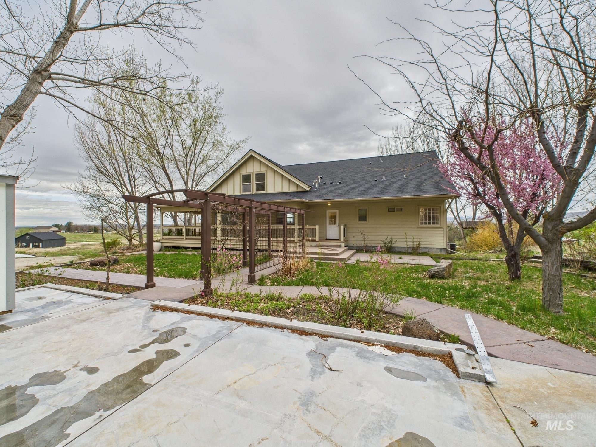 4615 Harvest Lane Property Photo 11