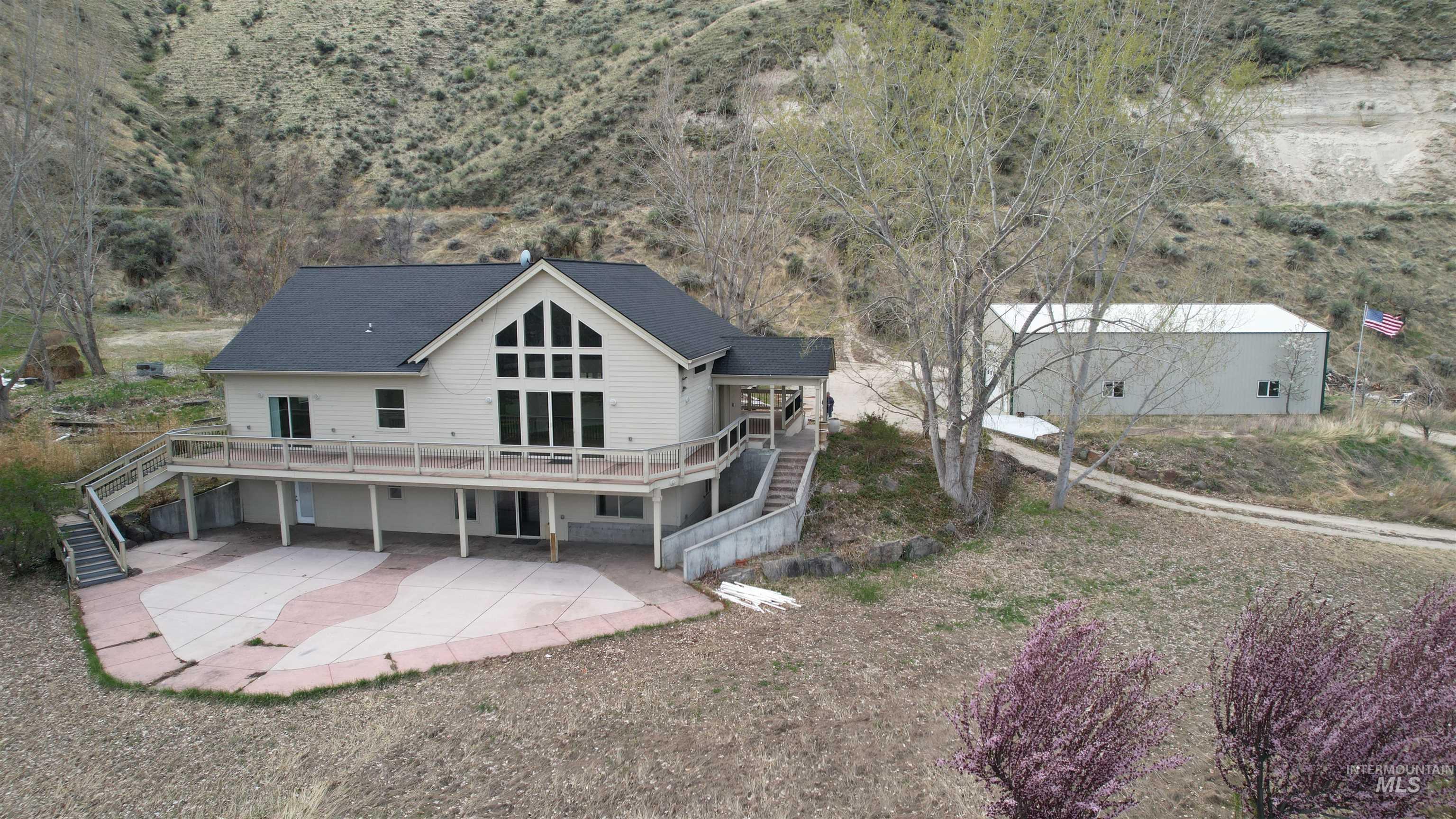 4615 Harvest Lane Property Photo 12