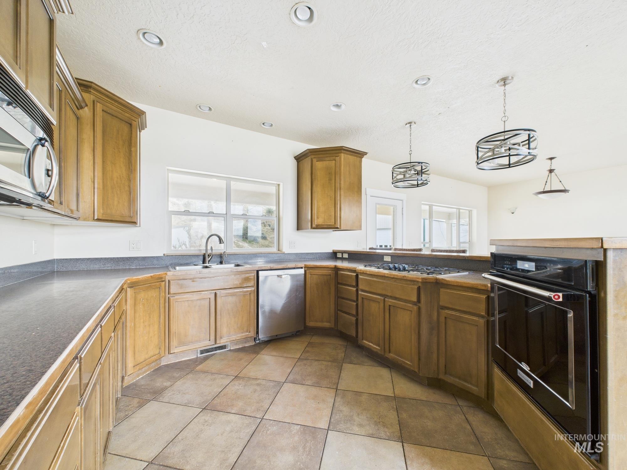 4615 Harvest Lane Property Photo 21