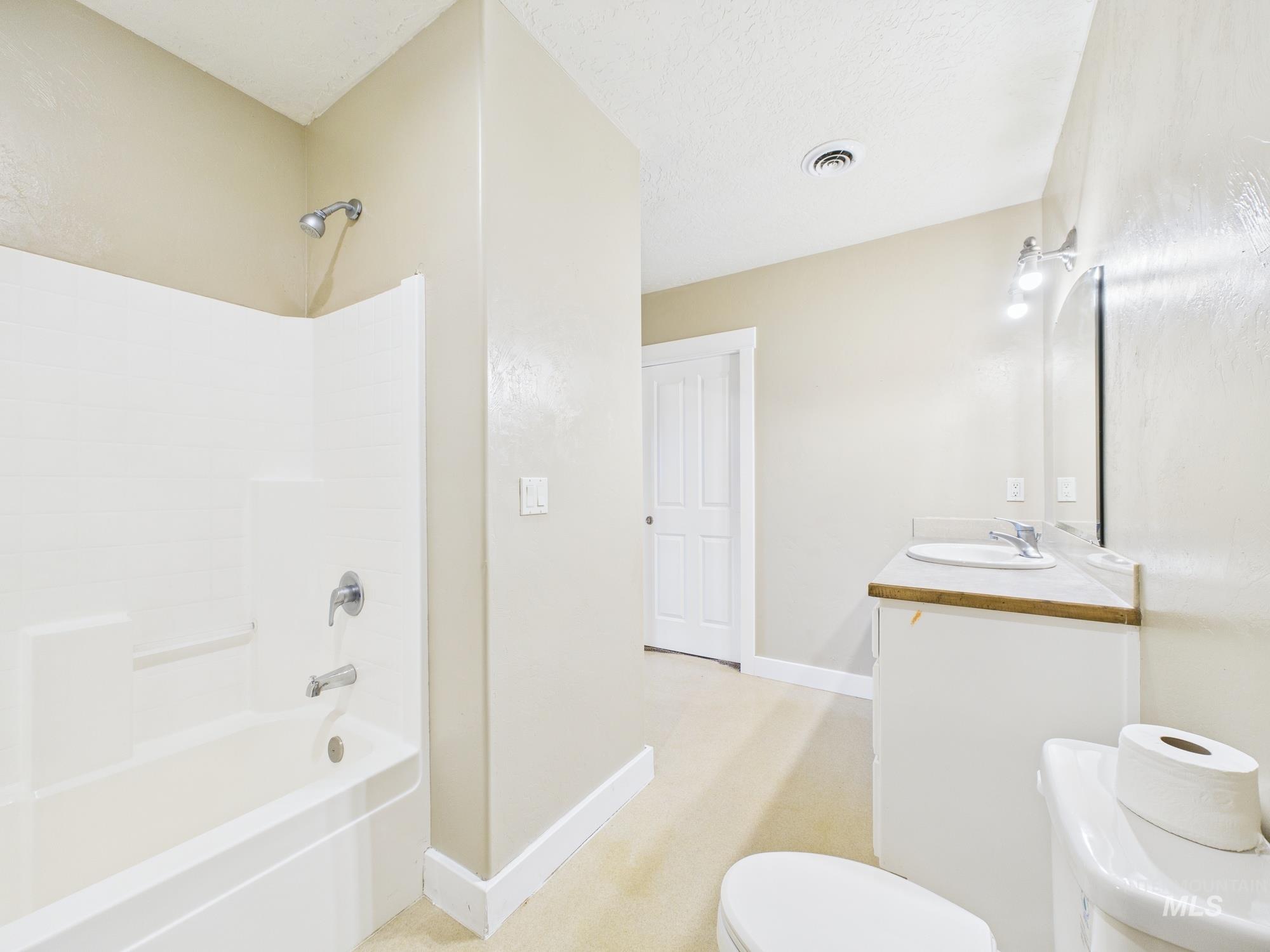 4615 Harvest Lane Property Photo 38
