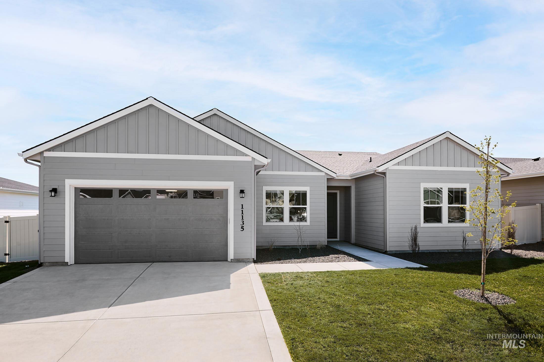 11135 W Threadgrass Street Property Photo 1