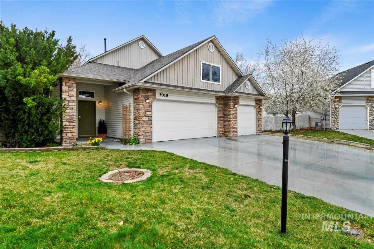 2018 S Palamar Ct Property Photo 3