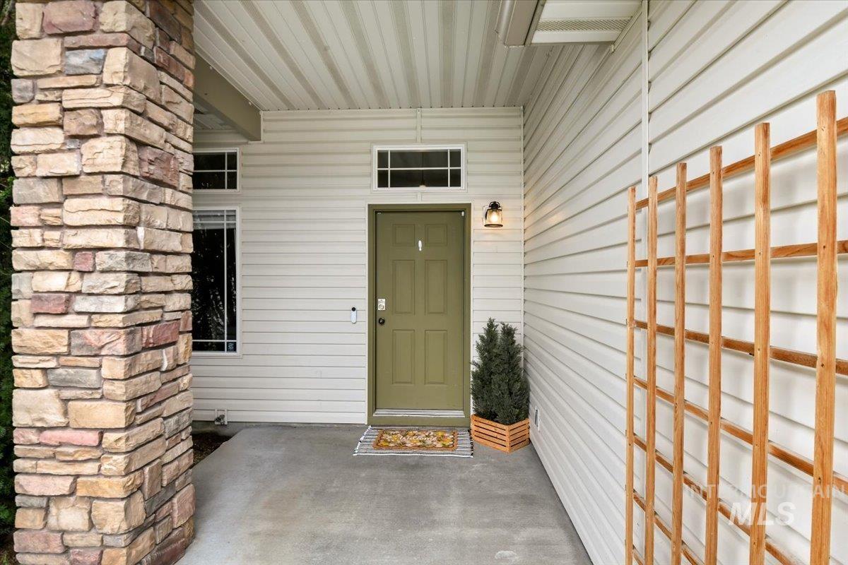 2018 S Palamar Ct Property Photo 4