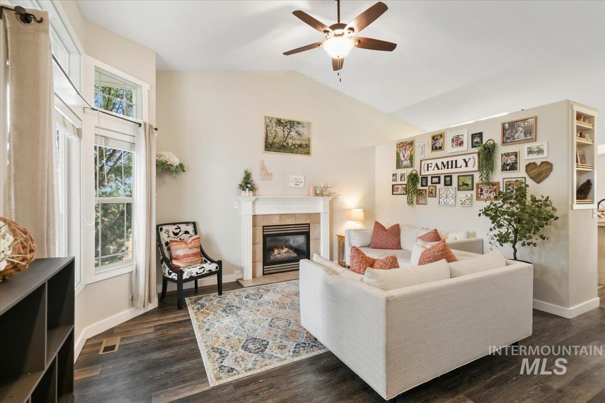 2018 S Palamar Ct Property Photo 6