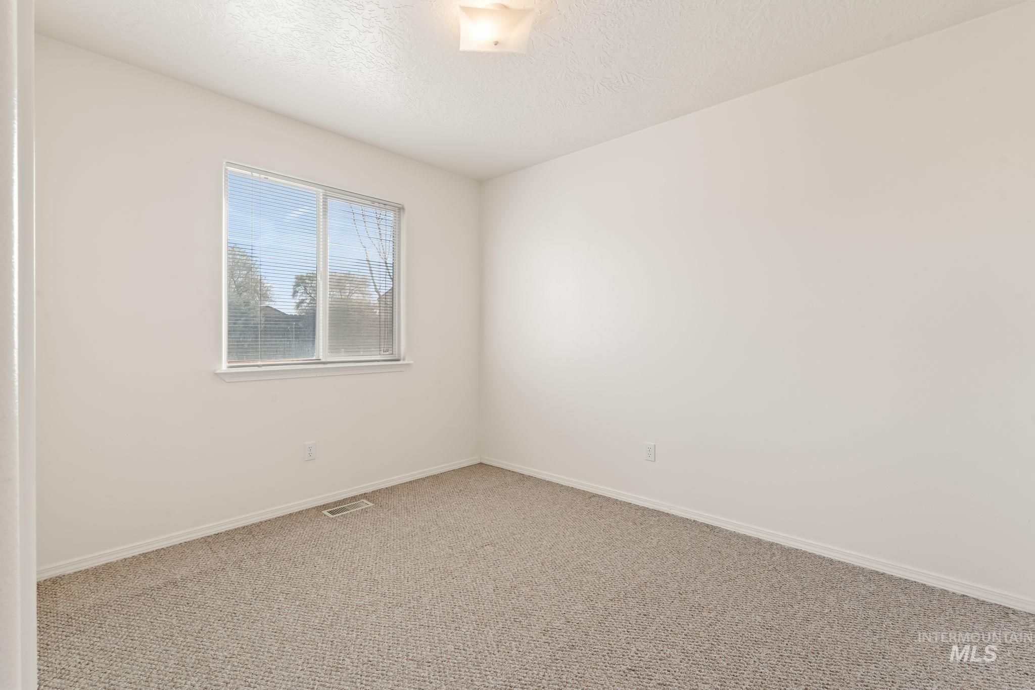 3300 S Holly Street Property Photo 19
