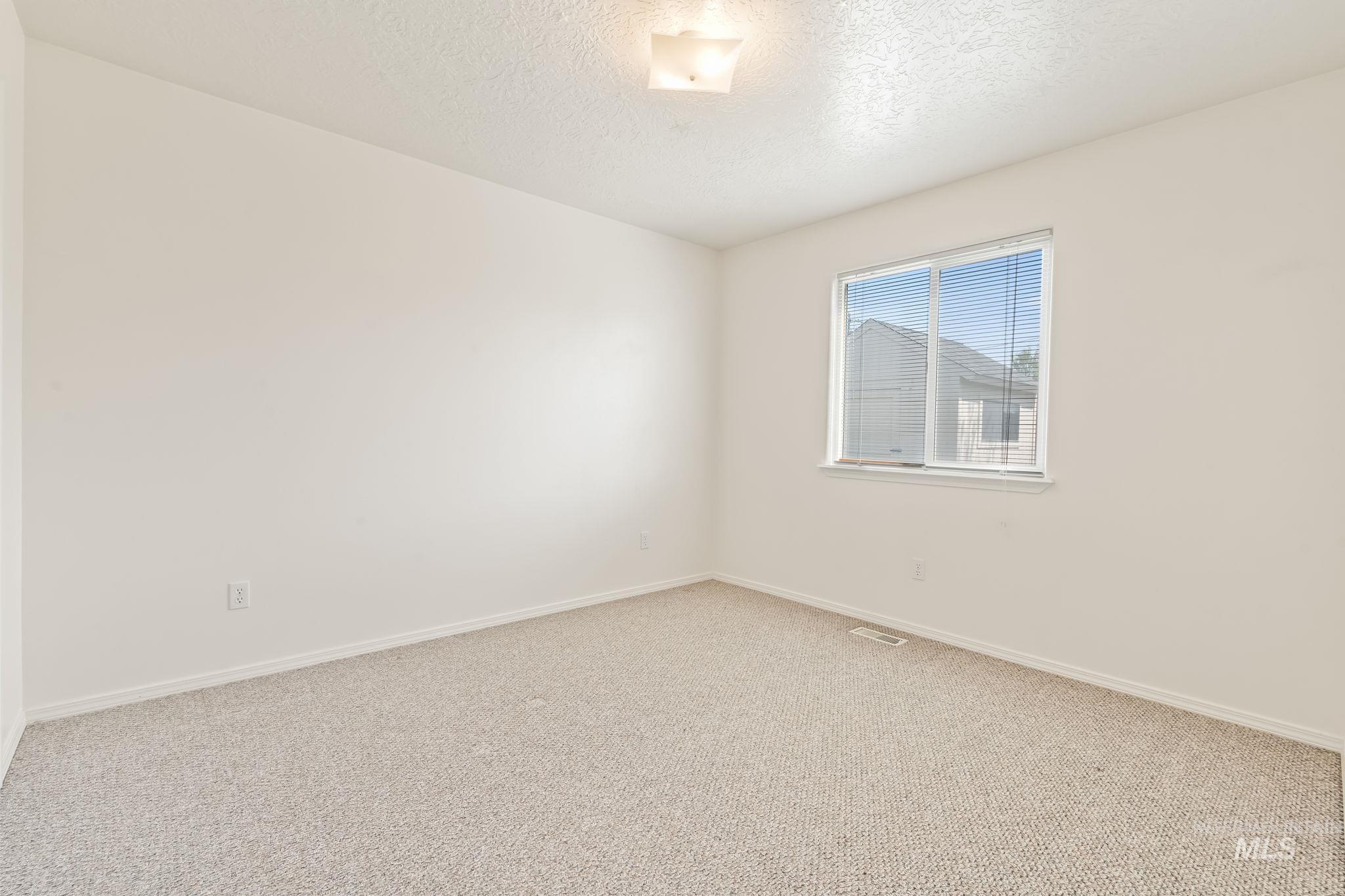 3300 S Holly Street Property Photo 20