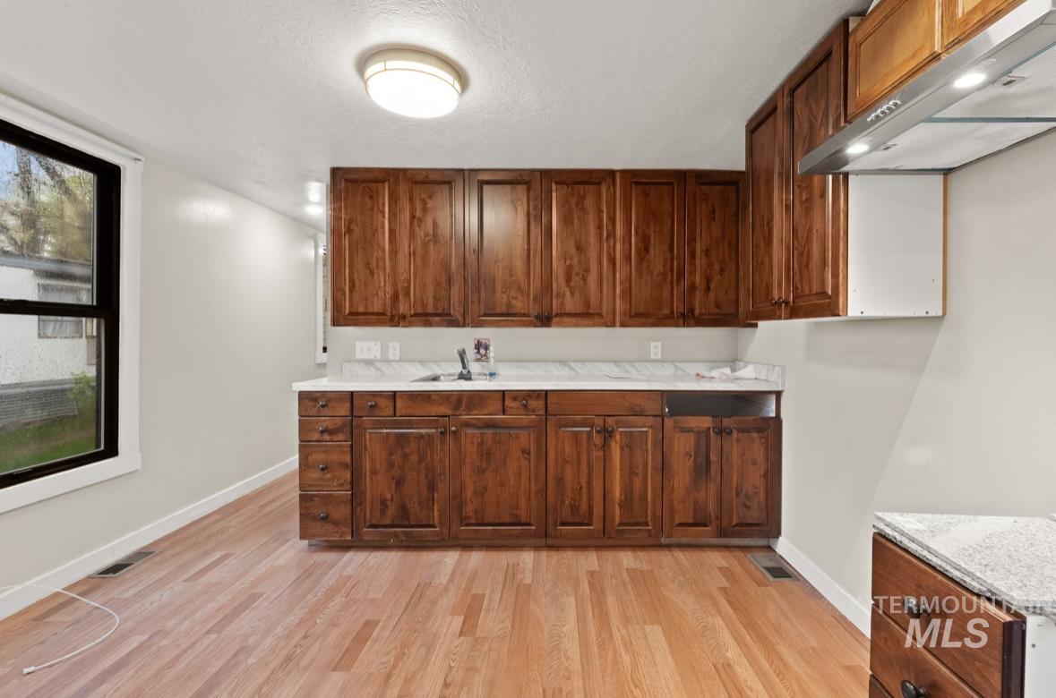 111 E Simplot Blvd Property Photo 15