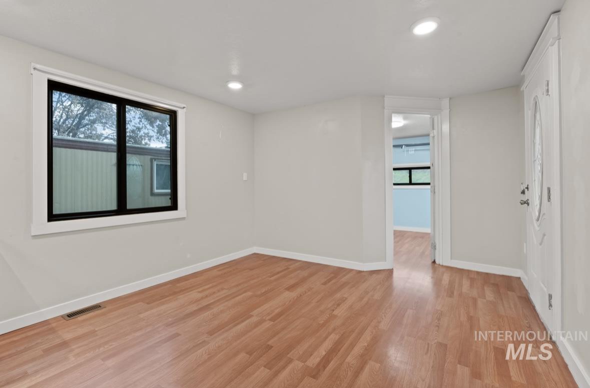 111 E Simplot Blvd Property Photo 16