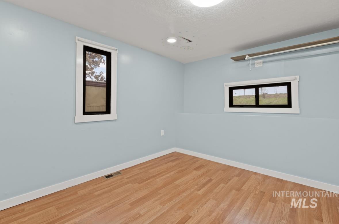 111 E Simplot Blvd Property Photo 17