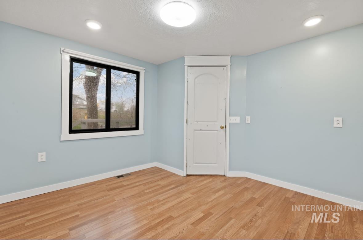 111 E Simplot Blvd Property Photo 18