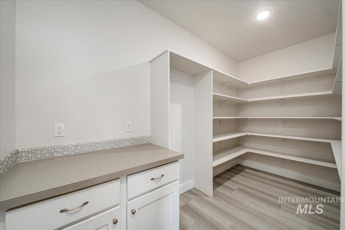 1456 Strauss Property Photo 9