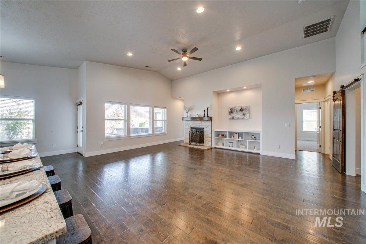 1456 Strauss Property Photo 13