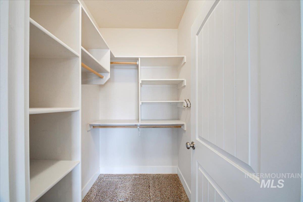1456 Strauss Property Photo 20