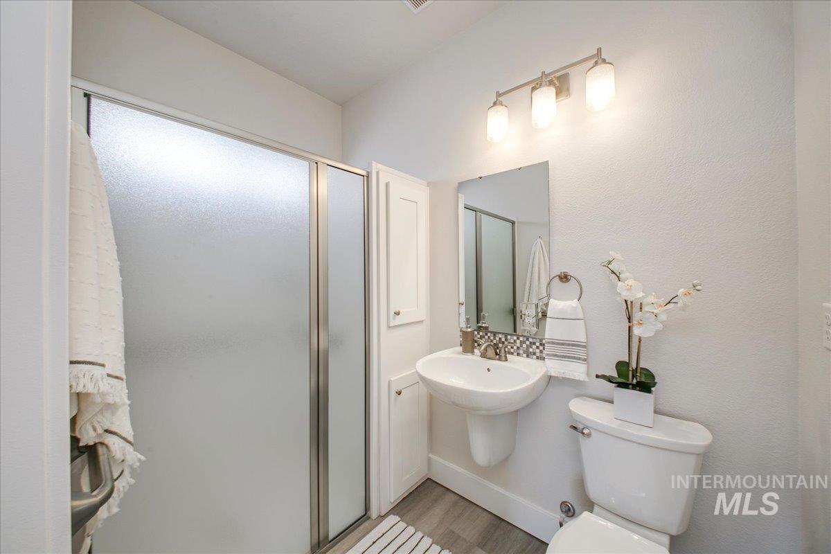 1456 Strauss Property Photo 24