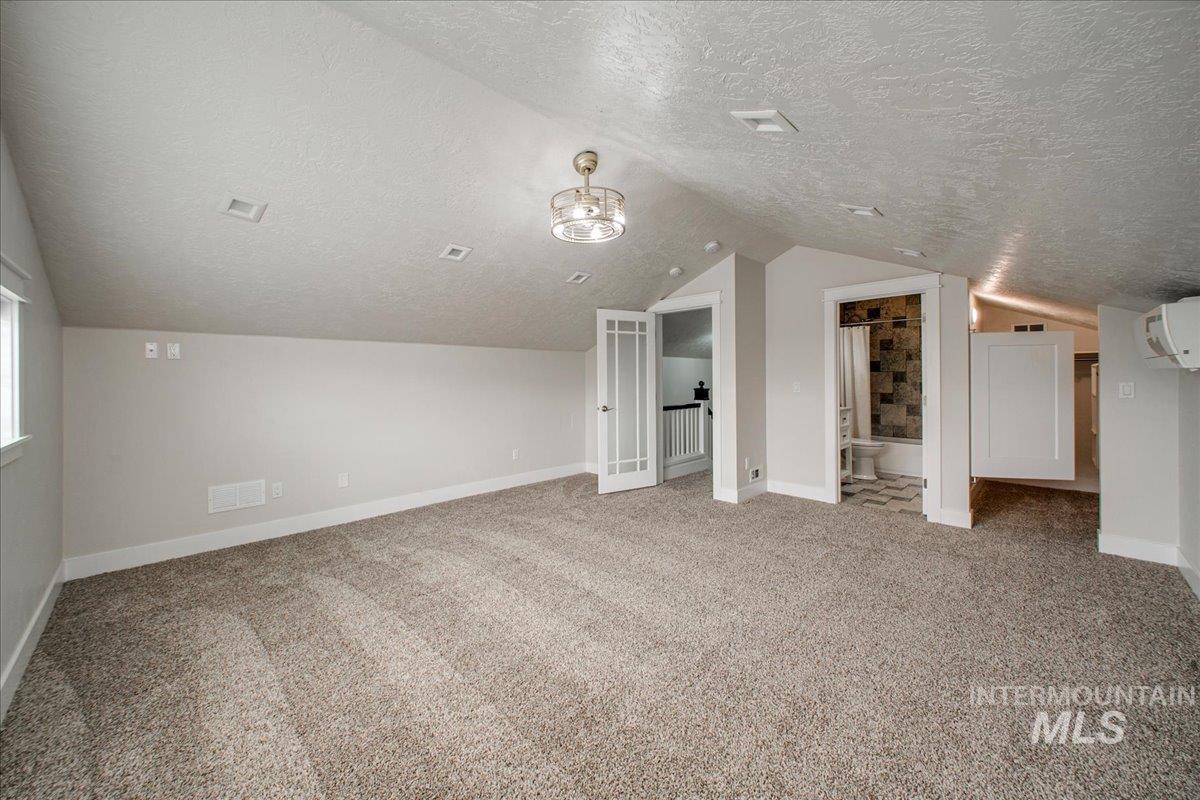 1456 Strauss Property Photo 29