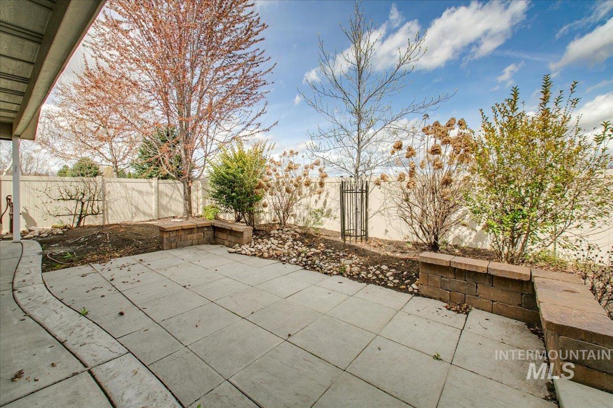 1456 Strauss Property Photo 37