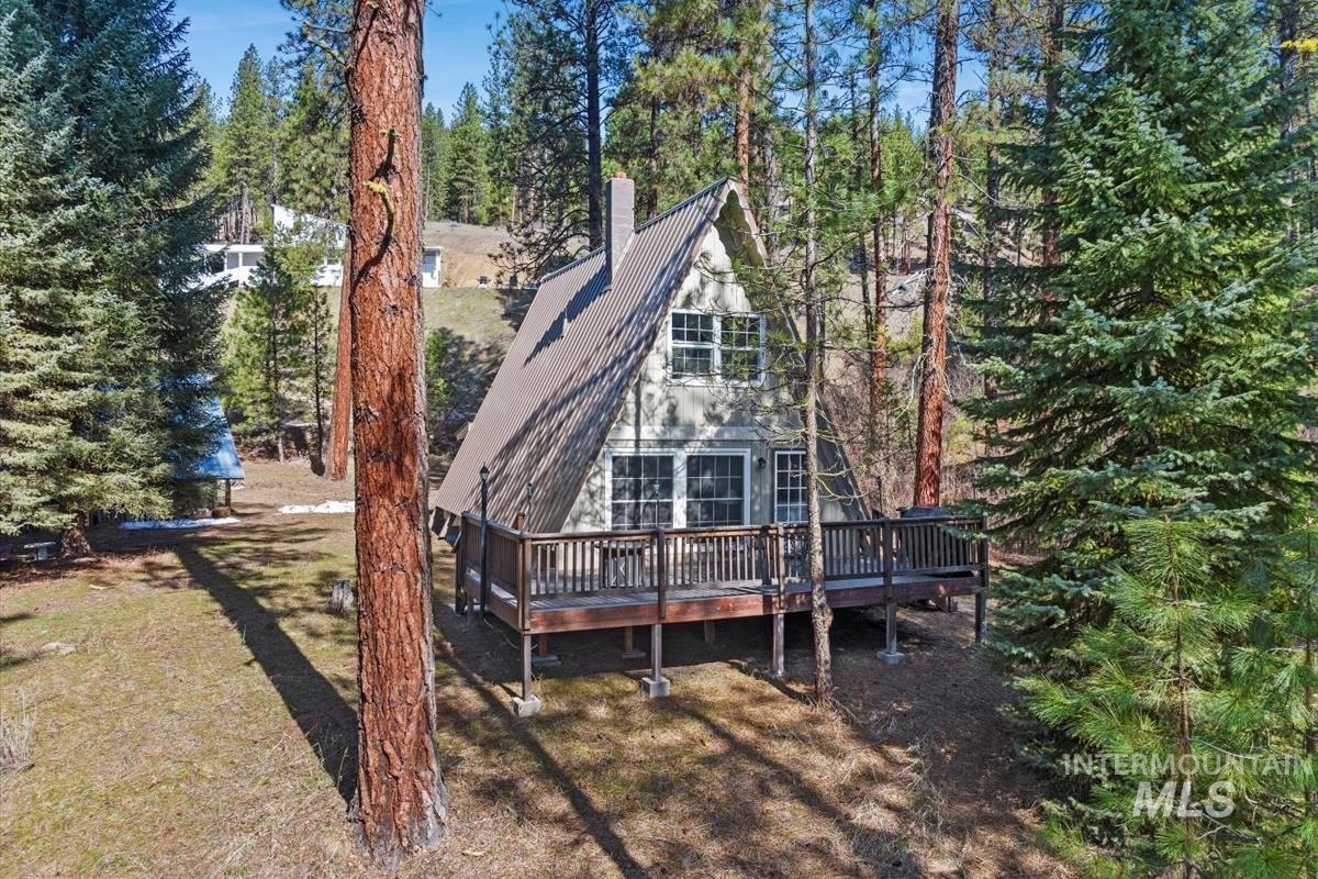 786 Middle Fork Road Property Photo
