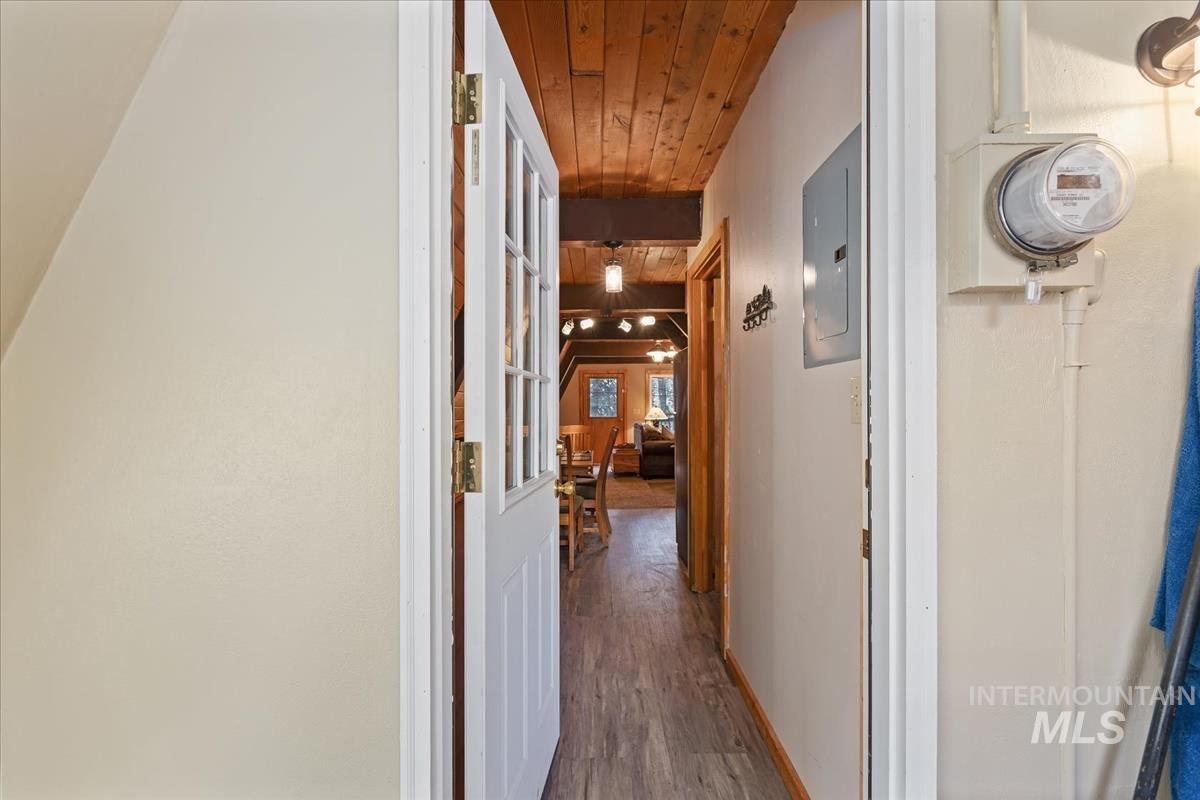 786 Middle Fork Road Property Photo 15