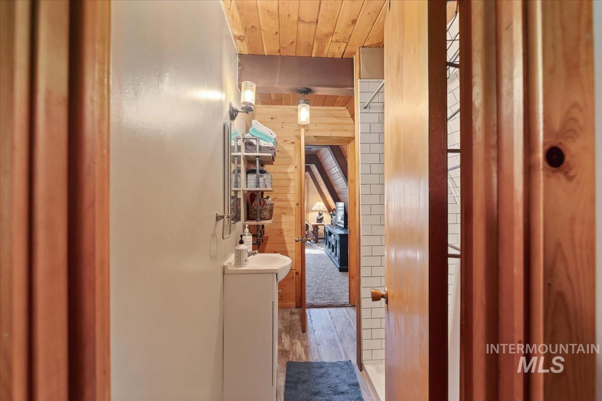 786 Middle Fork Road Property Photo 20