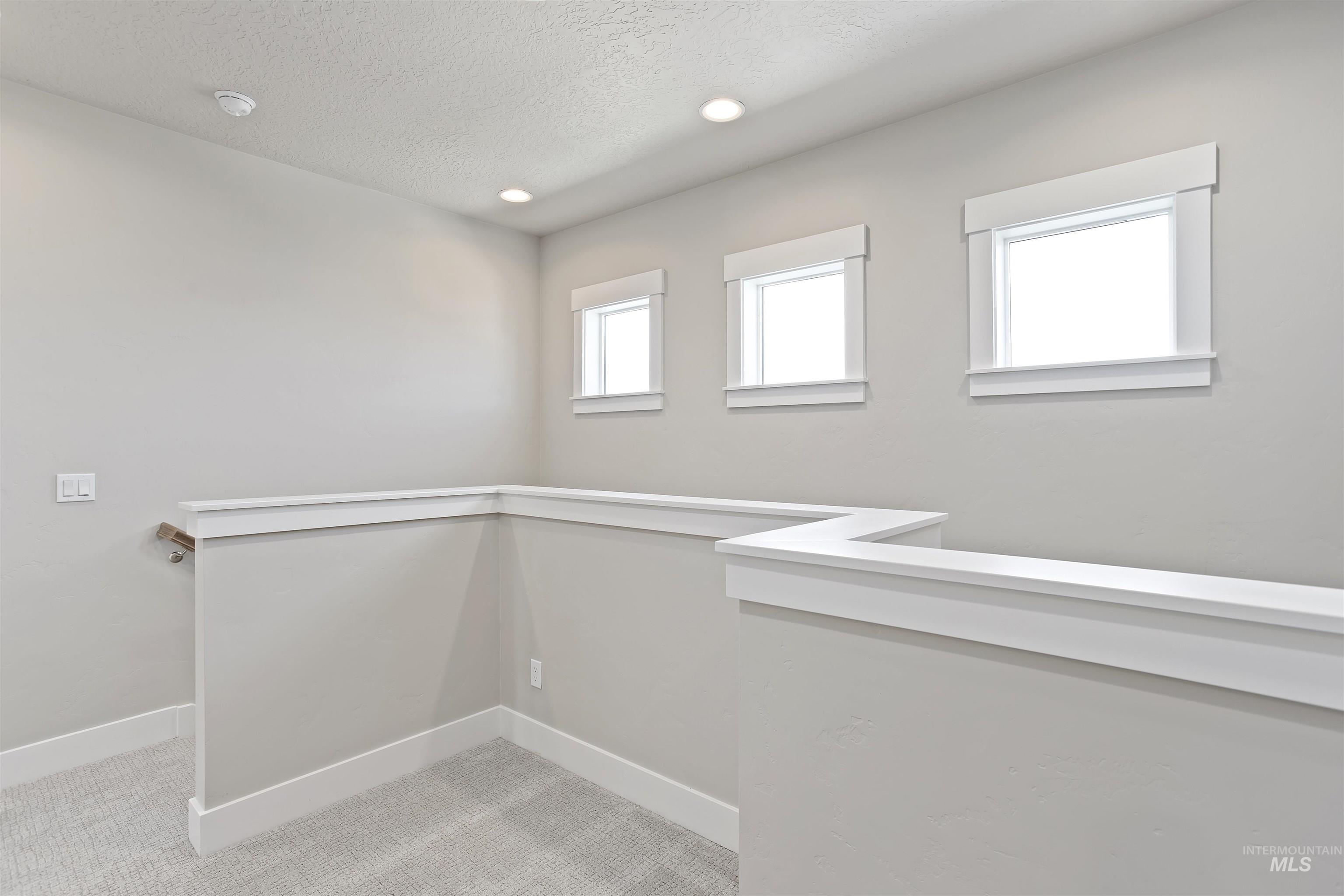 550 Hidden Mill Ct Property Photo 8