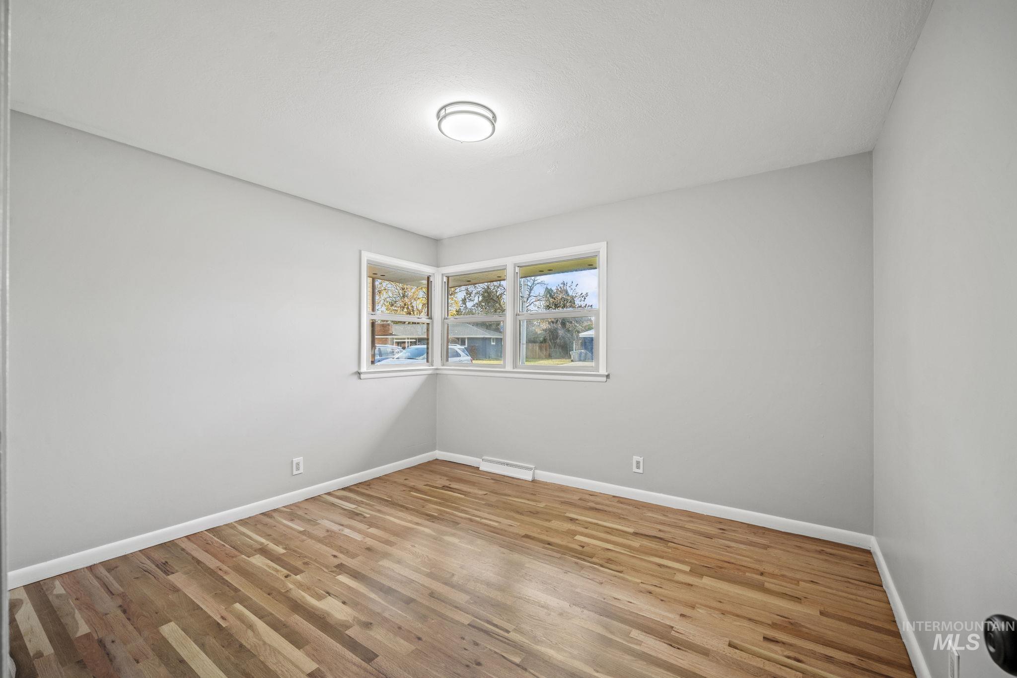 2722 N Weaver Cir Property Photo 22