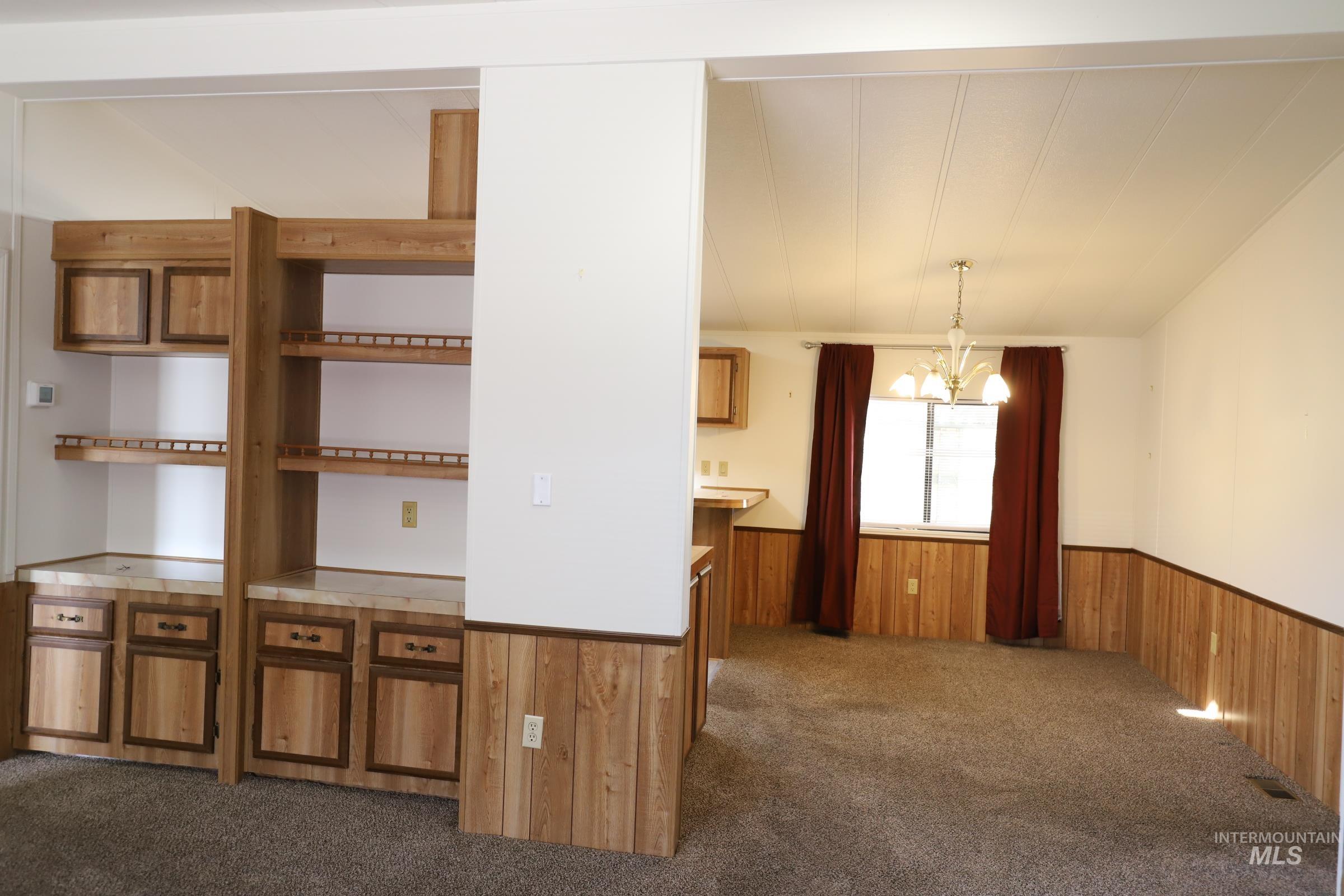 419 Fruitland Avenue Property Photo 6